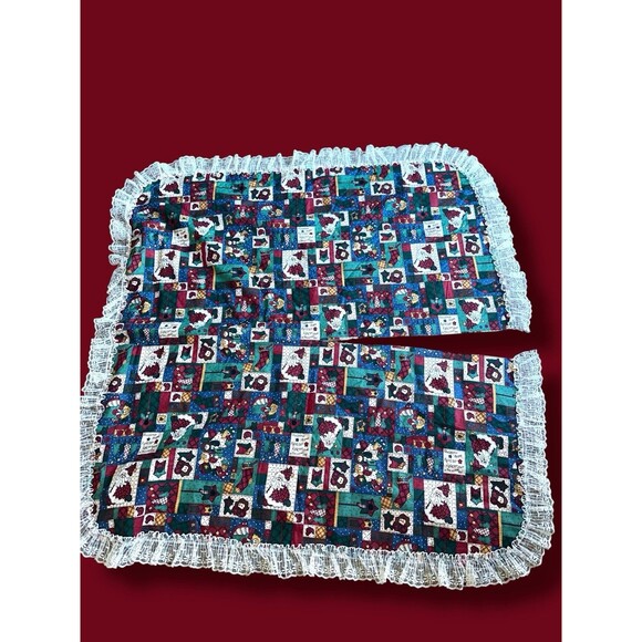 Vintage Patchwork Christmas Tree Skirt Lace Trim Country Primitive Decor - Picture 3 of 16